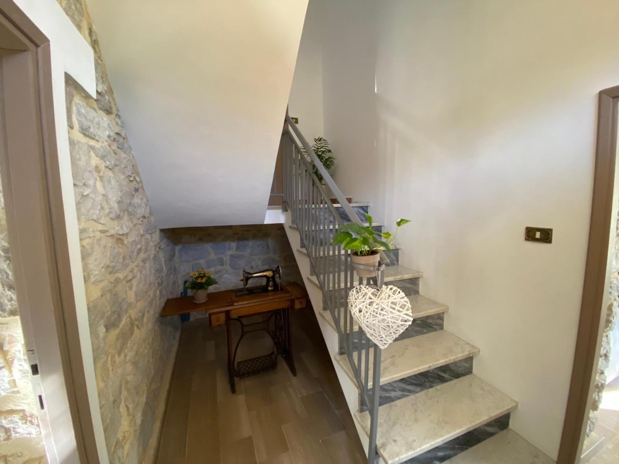 לינה וארוחת בוקר Lenola La Casa Di Nonna Tella מראה חיצוני תמונה